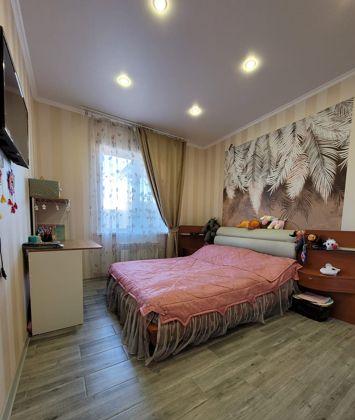 Продажа дома, 70м <sup>2</sup>, 300 сот., Краснодар, улица имени Никиты Цепляева,  8к1