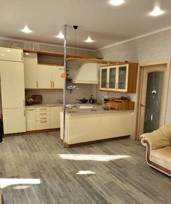 Продажа дома, 70м <sup>2</sup>, 300 сот., Краснодар, улица имени Никиты Цепляева,  8к1