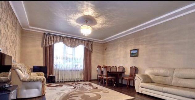 Продажа дома, 282м <sup>2</sup>, 800 сот., Краснодар, улица Куликова Поля,  92