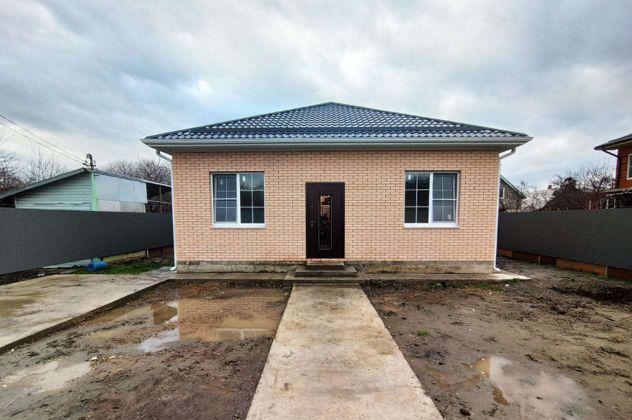 Продажа дома, 85м <sup>2</sup>, 400 сот., Краснодар, Рябиновая улица,  227