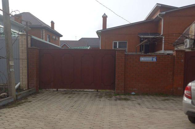 Продажа дома, 260м <sup>2</sup>, 630 сот., Краснодар, улица Чернышёва,  16