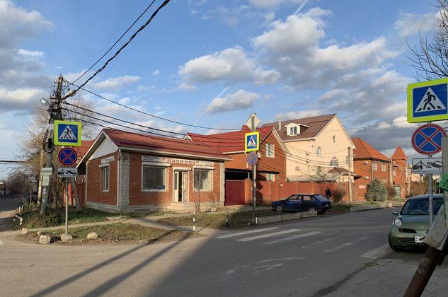 Продажа дома, 180м <sup>2</sup>, 910 сот., Краснодар, улица Силантьева,  76