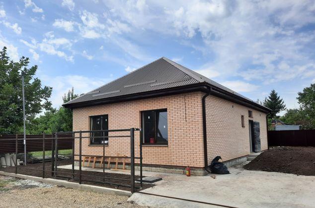 Продажа дома, 90м <sup>2</sup>, 400 сот., Краснодар, Клубничная улица,  34