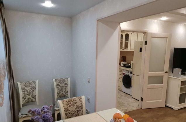 Продажа 2-комнатной квартиры, Краснодар, улица Гагарина,  61