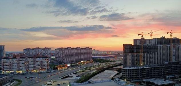 Продажа 1-комнатной квартиры, Краснодар, улица Петра Метальникова,  28