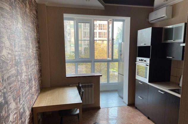 Продажа 1-комнатной квартиры, Краснодар, Казбекская улица,  12