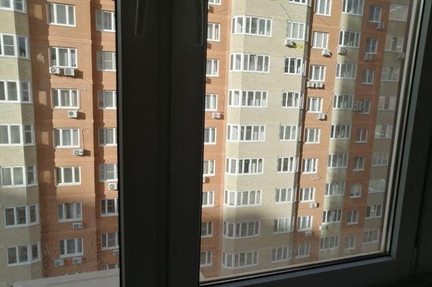 Продажа 1-комнатной квартиры, Краснодар, улица имени Героя Георгия Бочарникова,  4