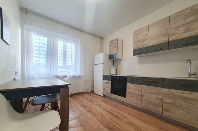 Продажа 1-комнатной квартиры, Краснодар, улица имени 40-летия Победы,  188