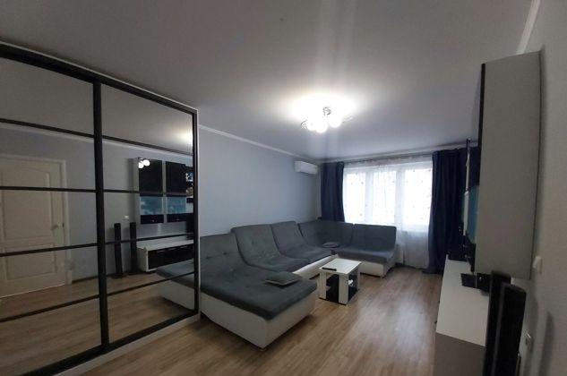 Продажа 2-комнатной квартиры, Краснодар, улица Героя Владислава Посадского,  52