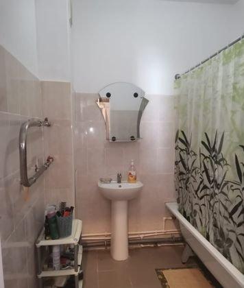 Продажа 2-комнатной квартиры, Краснодар, улица имени 40-летия Победы,  129