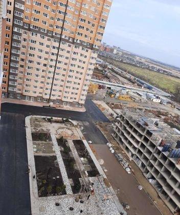 Продажа 1-комнатной квартиры, Краснодар, улица имени Героя Георгия Бочарникова,  12