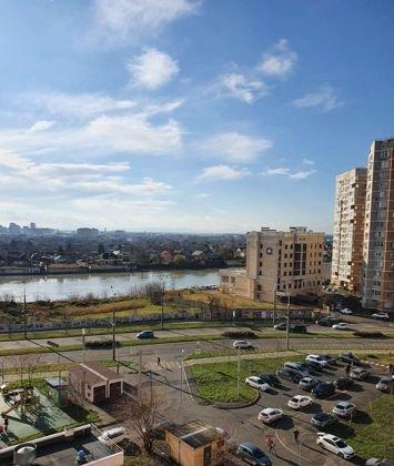 Продажа 2-комнатной квартиры, Краснодар, улица имени Калинина,  350/10