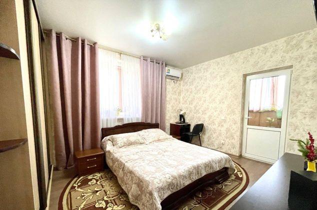 Продажа 2-комнатной квартиры, Краснодар, Домбайская улица,  10/1к1