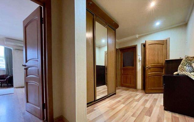 Продажа 3-комнатной квартиры, Краснодар, проспект Чекистов,  34