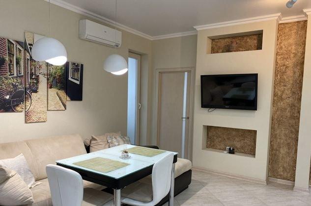 Продажа 2-комнатной квартиры, Краснодар, Казбекская улица,  13