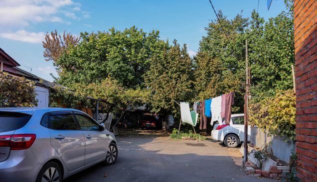 Продажа 2-комнатной квартиры, Краснодар, улица Горького,  57