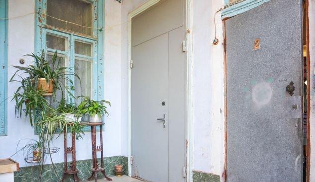 Продажа 2-комнатной квартиры, Краснодар, улица Горького,  57