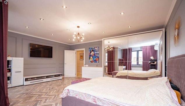 Продажа 2-комнатной квартиры, Краснодар, Дальняя улица,  8к2