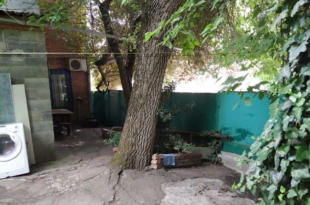 Продажа 3-комнатной квартиры, Краснодар, улица Орджоникидзе,  67