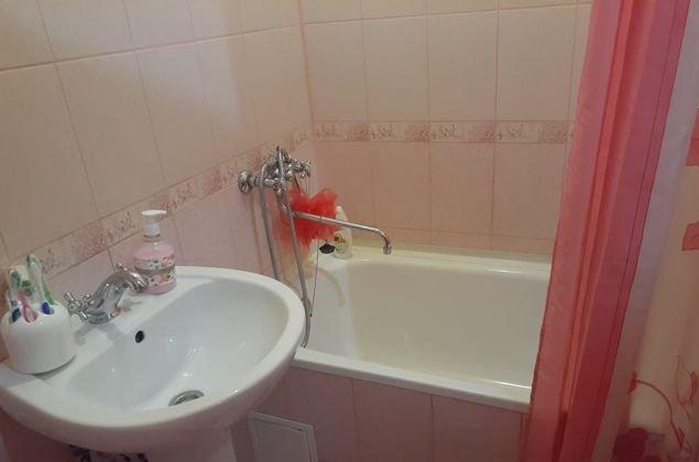 Продажа 2-комнатной квартиры, Краснодар, улица Тургенева,  150