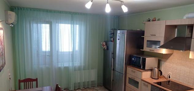 Продажа 2-комнатной квартиры, Краснодар, Совхозная улица,  18