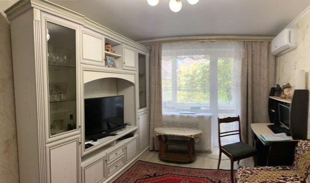Продажа 3-комнатной квартиры, Краснодар, улица Тургенева,  136