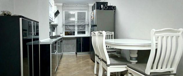 Продажа 2-комнатной квартиры, Краснодар, улица 70-летия Октября,  18