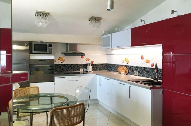 Продажа 3-комнатной квартиры, Краснодар, улица 70-летия Октября,  26/1