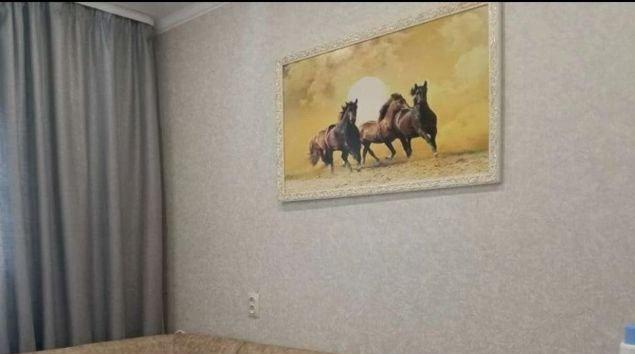 Продажа 1-комнатной квартиры, Краснодар, улица имени Калинина,  350