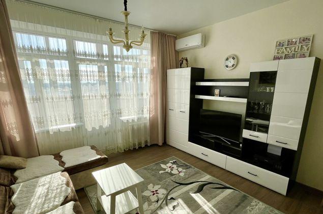 Продажа 1-комнатной квартиры, Краснодар, улица Леваневского,  187