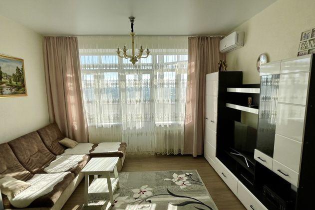 Продажа 1-комнатной квартиры, Краснодар, улица Леваневского,  187