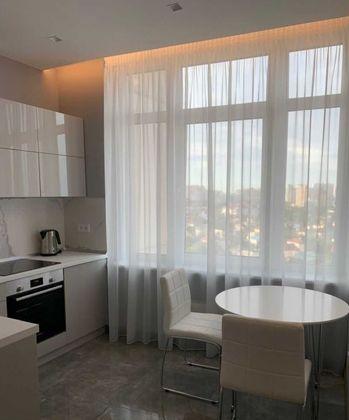 Продажа 2-комнатной квартиры, Краснодар, улица Героя А.А. Аверкиева,  6