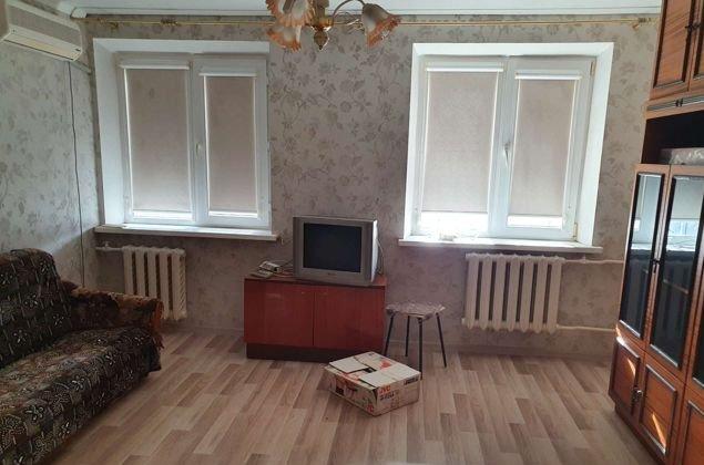 Продажа 1-комнатной квартиры, Краснодар, улица Тургенева,  150