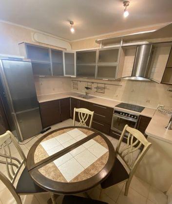 Продажа 2-комнатной квартиры, Краснодар, улица Героев-Разведчиков,  10