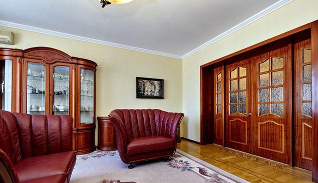 Продажа 3-комнатной квартиры, Краснодар, улица Дзержинского,  10/1