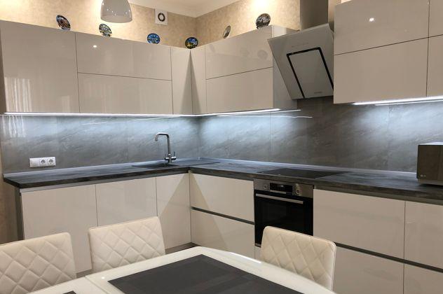 Продажа 1-комнатной квартиры, Краснодар, улица 70-летия Октября,  1/4