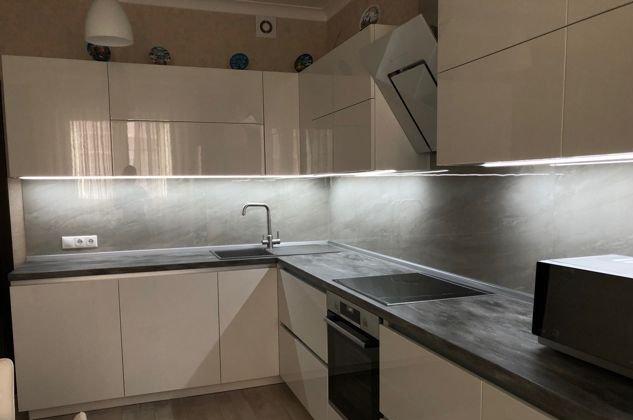 Продажа 1-комнатной квартиры, Краснодар, улица 70-летия Октября,  1/4