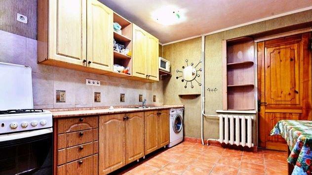 Продажа 3-комнатной квартиры, Краснодар, Красноармейская улица,  140