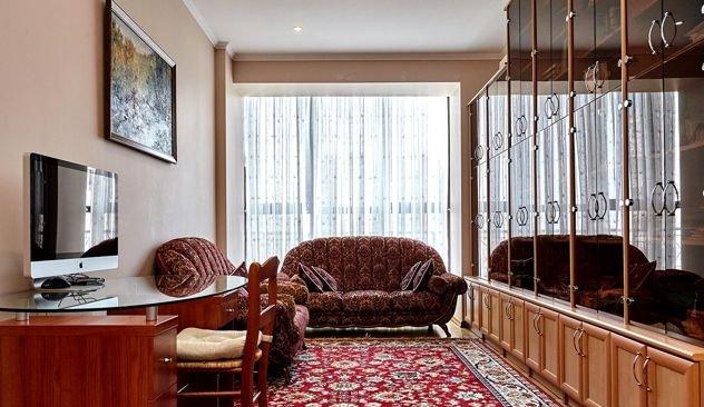 Продажа 3-комнатной квартиры, Краснодар, улица Дзержинского,  10/1