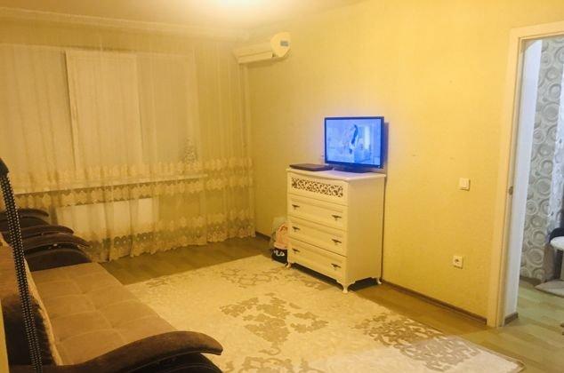 Продажа 1-комнатной квартиры, Краснодар, улица им. Героя Яцкова И.В.,  12