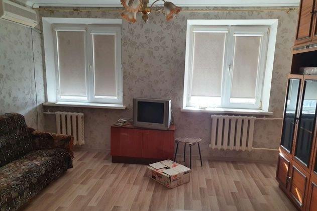 Продажа 1-комнатной квартиры, Краснодар, улица Тургенева,  150