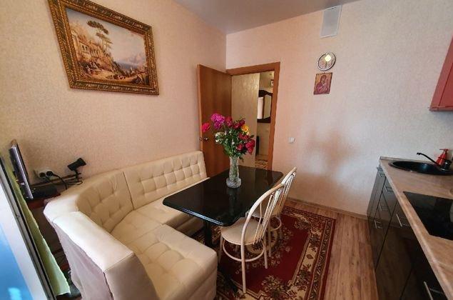 Продажа 2-комнатной квартиры, Краснодар, улица имени 40-летия Победы,  188