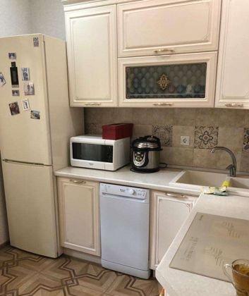 Продажа 2-комнатной квартиры, Краснодар, улица имени Героя Николая Шевелёва,  1