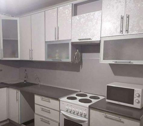 Продажа 3-комнатной квартиры, Краснодар, улица имени 40-летия Победы,  99