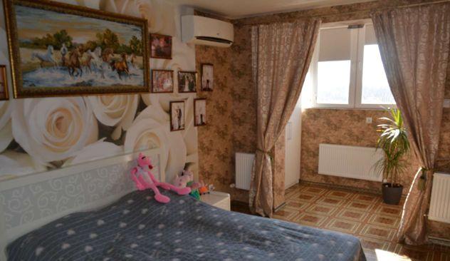 Продажа 2-комнатной квартиры, Краснодар, улица Жлобы,  139