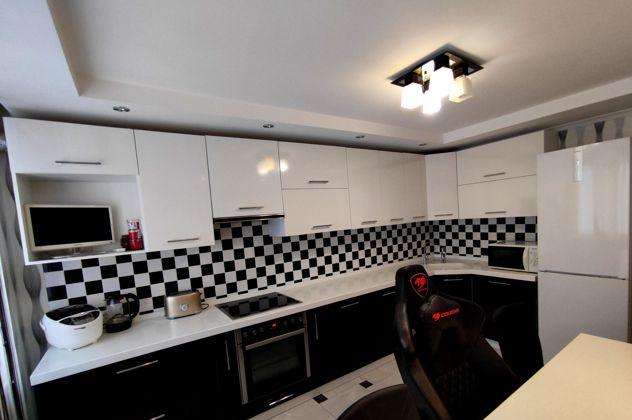 Продажа 3-комнатной квартиры, Краснодар, улица имени Калинина,  13к63