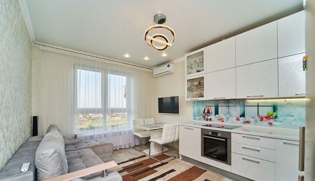 Продажа 2-комнатной квартиры, Краснодар, улица 70-летия Октября,  1/6