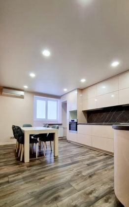 Продажа 2-комнатной квартиры, Краснодар, улица Красных Партизан,  4/3