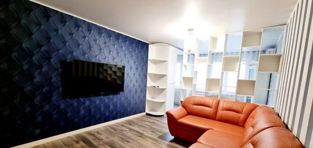 Продажа 2-комнатной квартиры, Краснодар, улица Красных Партизан,  4/3