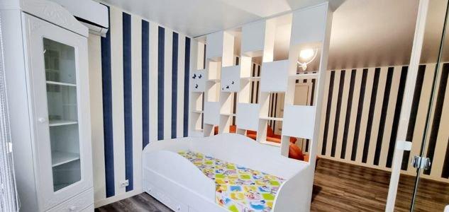 Продажа 2-комнатной квартиры, Краснодар, улица Красных Партизан,  4/3